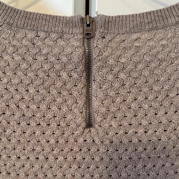 American Eagle Outfitters Taupe Crew Neck Sweater - Picture 6 of 8